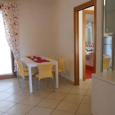 Beautiful Flat With A Fantastic Garden Appartamento *