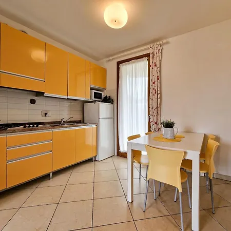 아파트 Beautiful Flat With A Fantastic Garden 비비오네