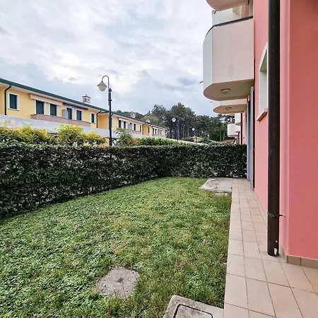 Beautiful Flat With A Fantastic Garden Бібіоне